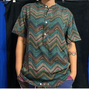 Half button-up shirt